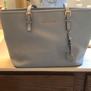 Michael Kora jet set